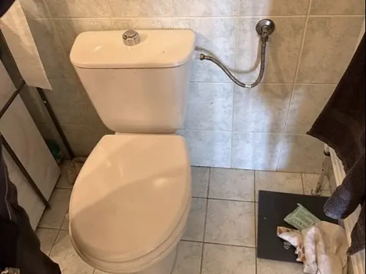 Kompakt WC po wymianie z podłączeniem — DobryHydraulik Lublin